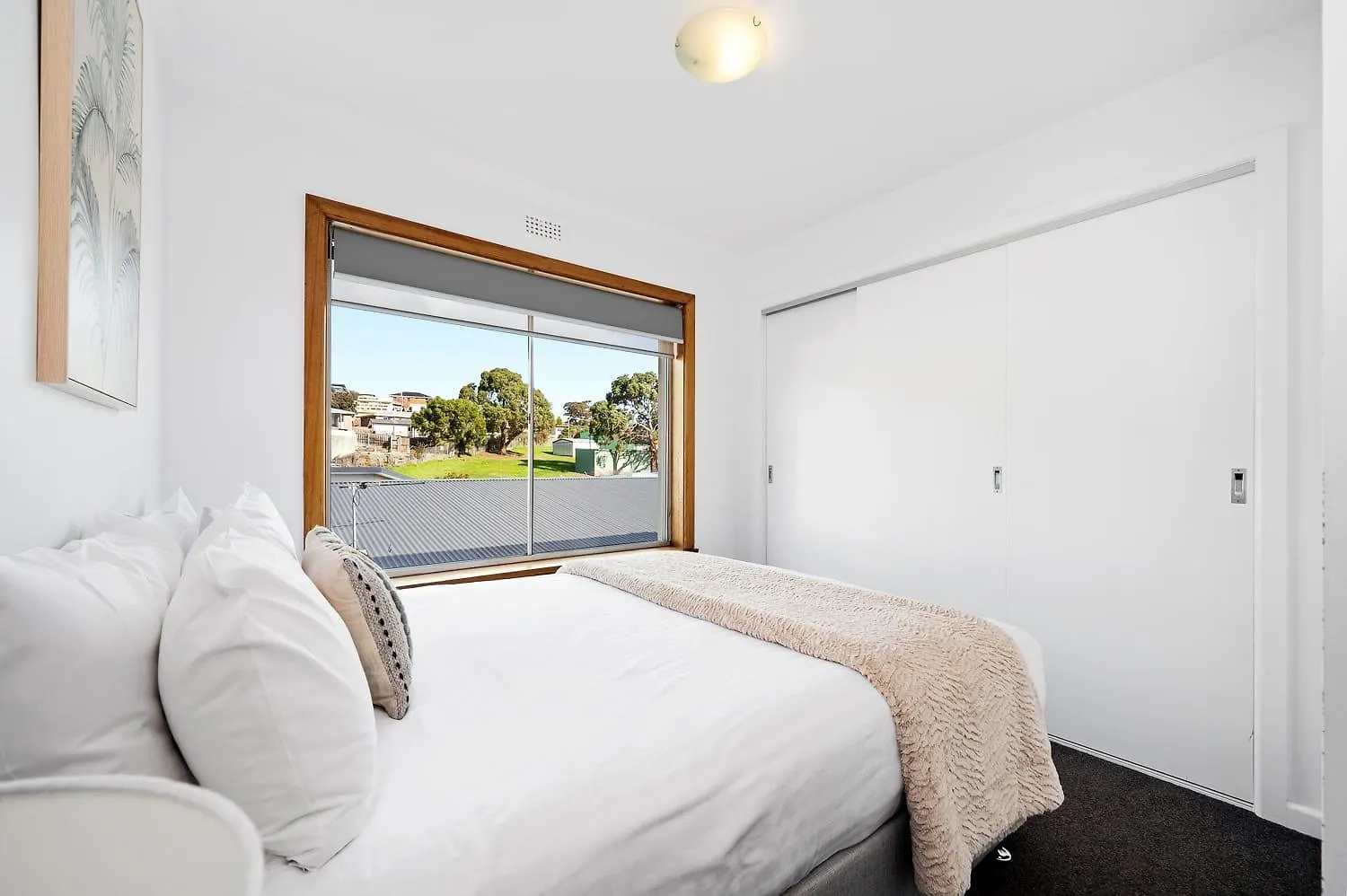 Residence At 165 Great For Large Groups Sleeps 11 Hobart